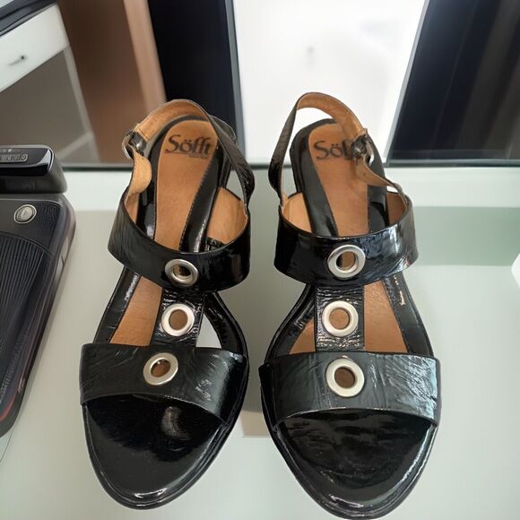 SOFFT Black Womens Size 8.5M Open‎ Toe Sandals Wedge Heels - Picture 1 of 8